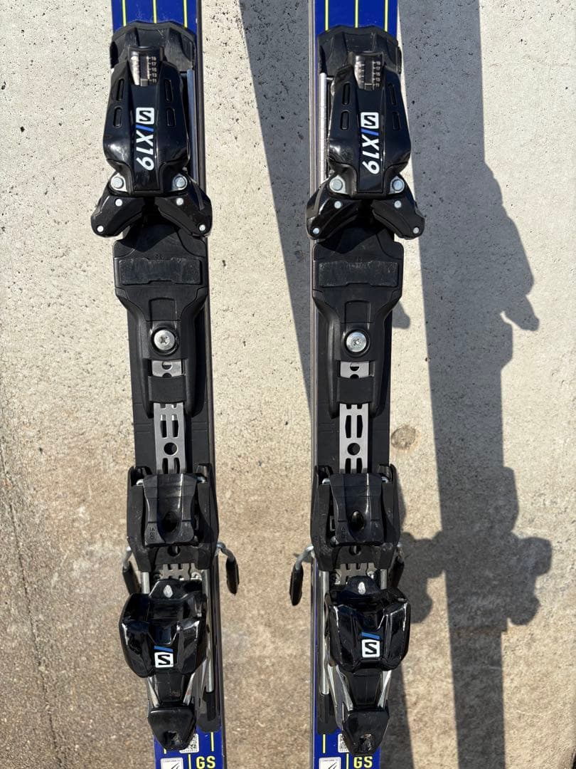 Salomon i スキー ビンディング付き　ヨーロッパモデル　海外輸入品