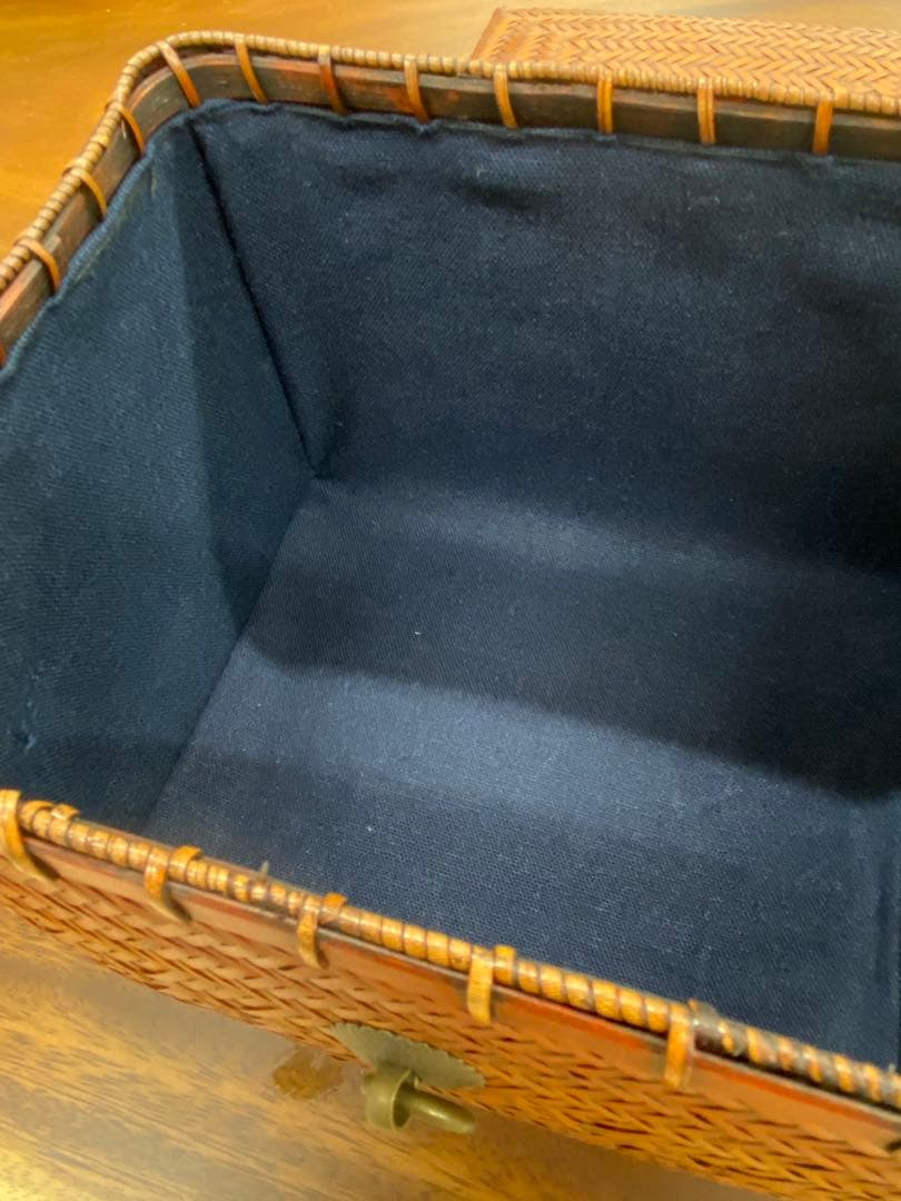 竹細工　蓋付き収納ボックス ブラウン茶道収納バッグ竹編バッグ 手作工芸品