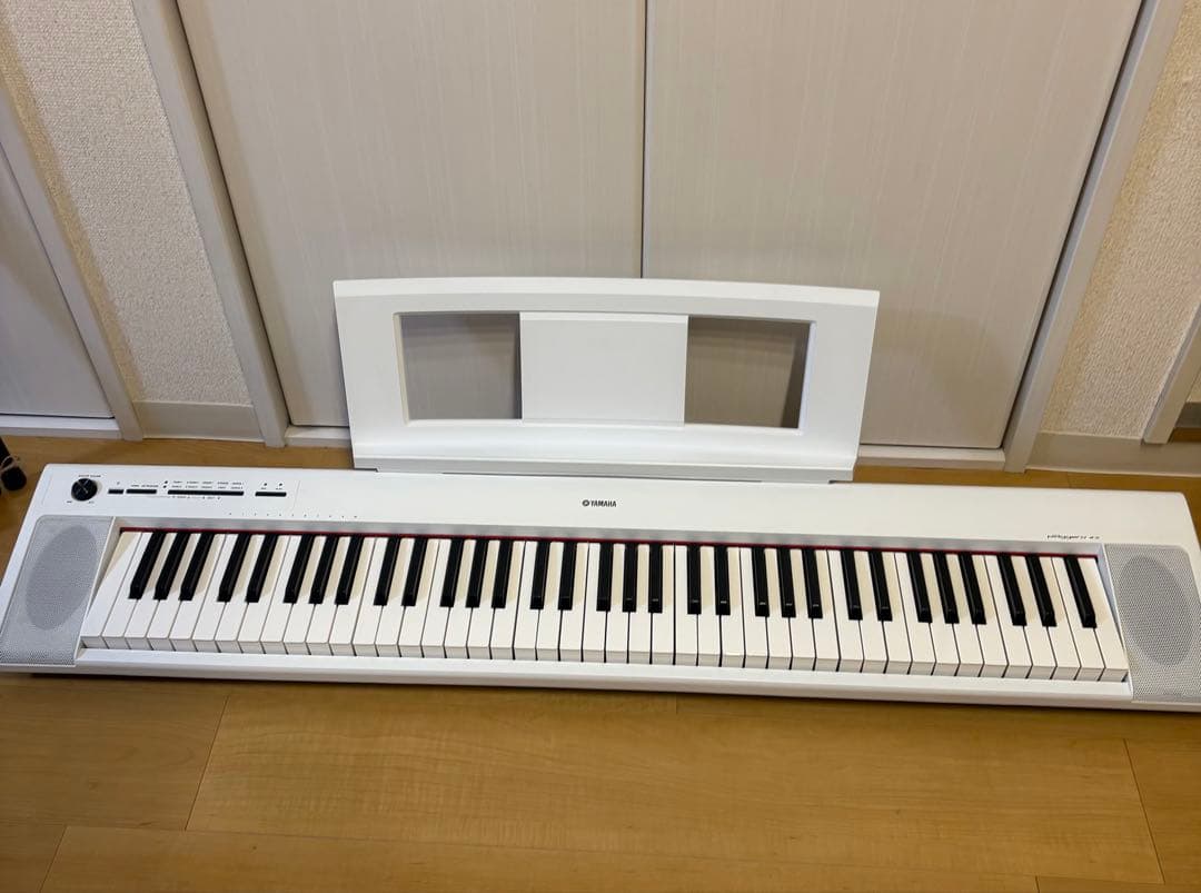 ヤマハYAMAHA piaggero NP-32 ホワイト スタンド・保証書付き