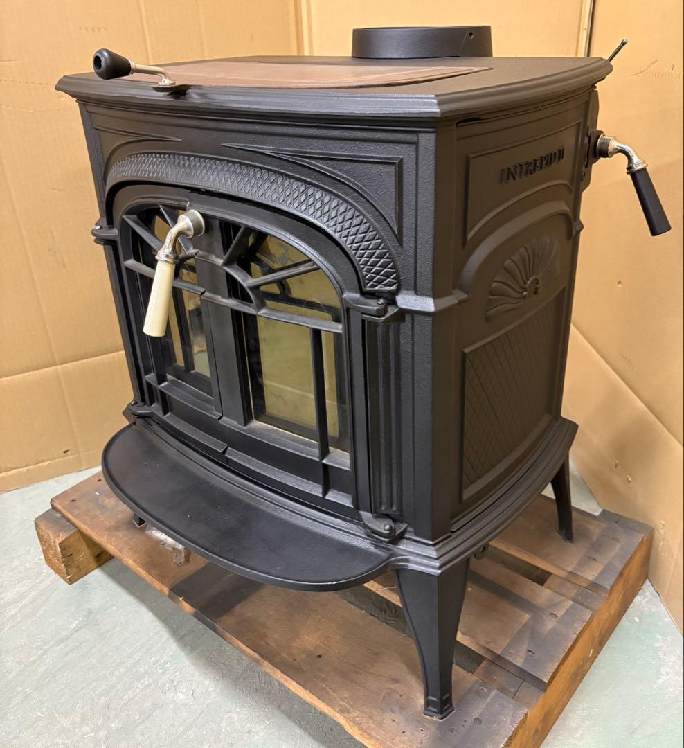 薪ストーブ イントレピッドⅡ 黒 未使用品 新古品