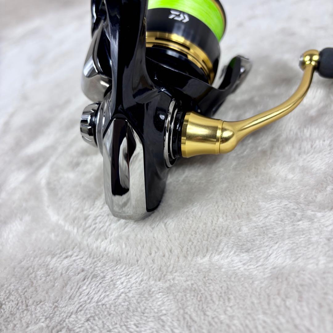極美品　23レガリス　LT2500S-XH ダイワ　 LEGALIS