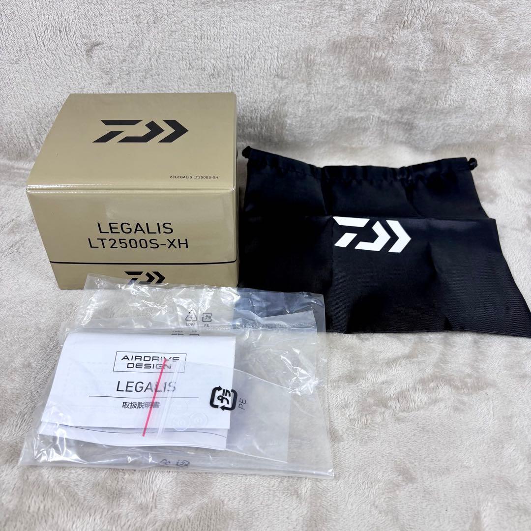 極美品　23レガリス　LT2500S-XH ダイワ　 LEGALIS