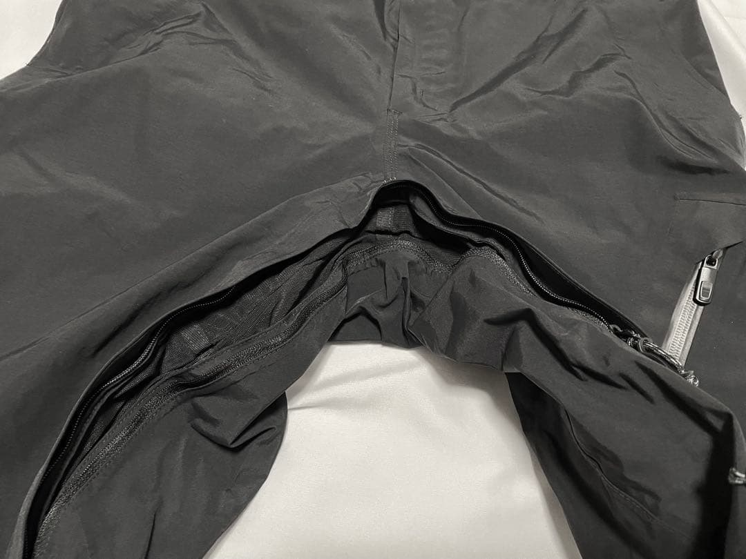 美品 BURTON ak Cyclic GORE-TEX 2L ビブパンツ S