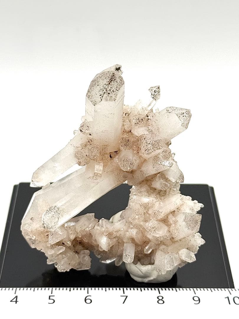 ピンク　サマディ　クォーツ　原石　鉱物　標本　天然石　水晶　石　ヘマタイト