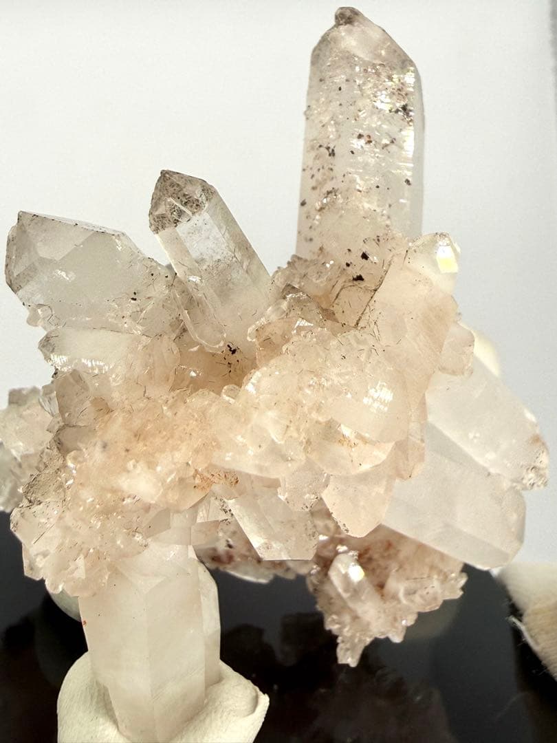 ピンク　サマディ　クォーツ　原石　鉱物　標本　天然石　水晶　石　ヘマタイト