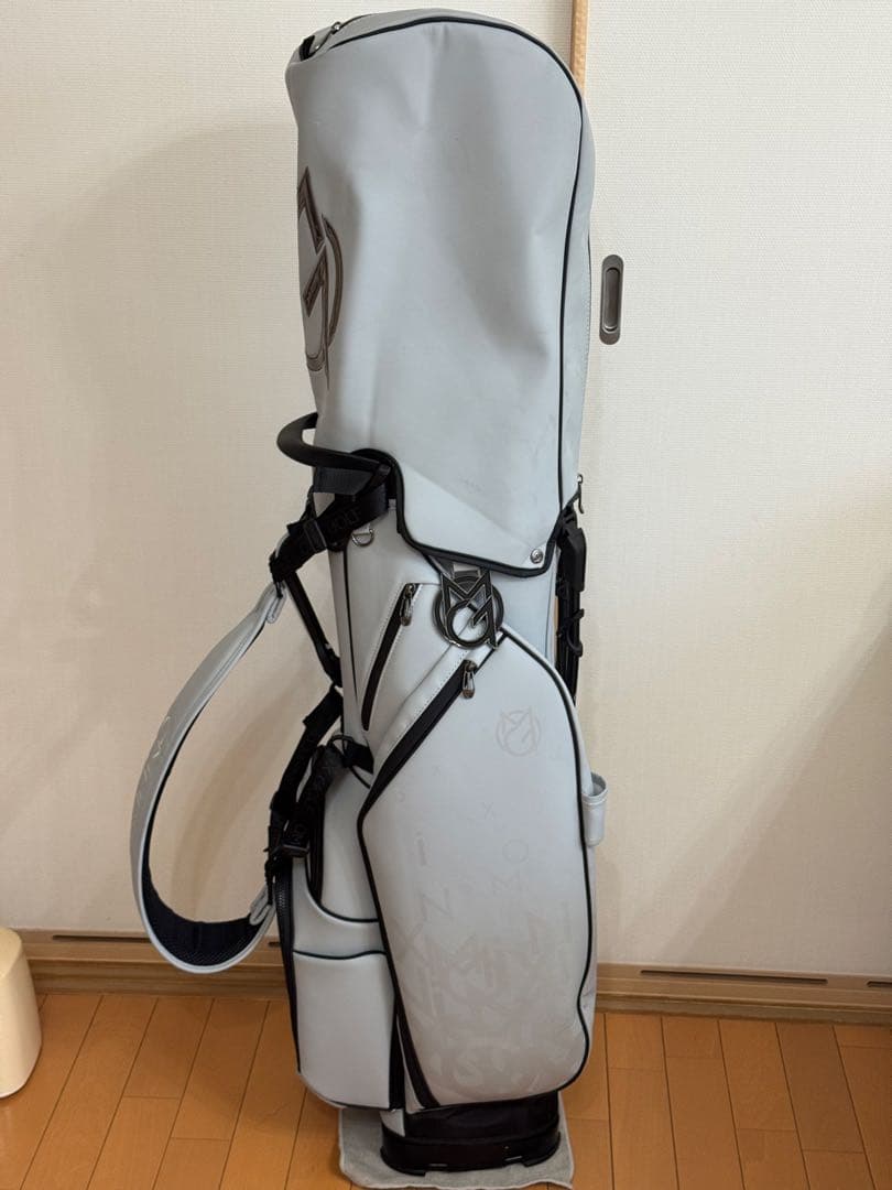 OMNIX GOLF キャディバッグ Gray Wizard！！
