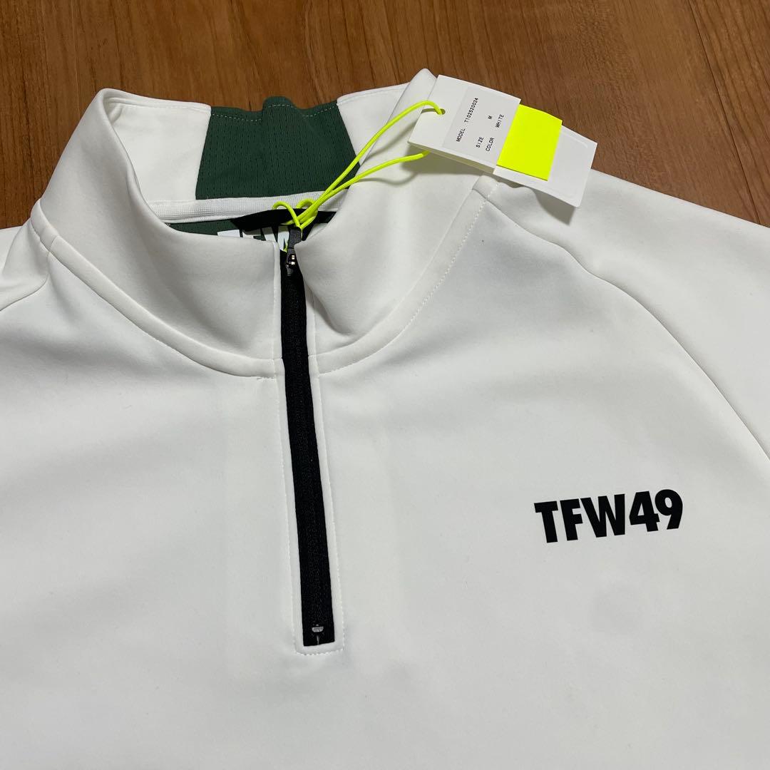 定価3.1万　新品　TFW49 ハーフジップモックネック　M ホワイト　ゴルフ