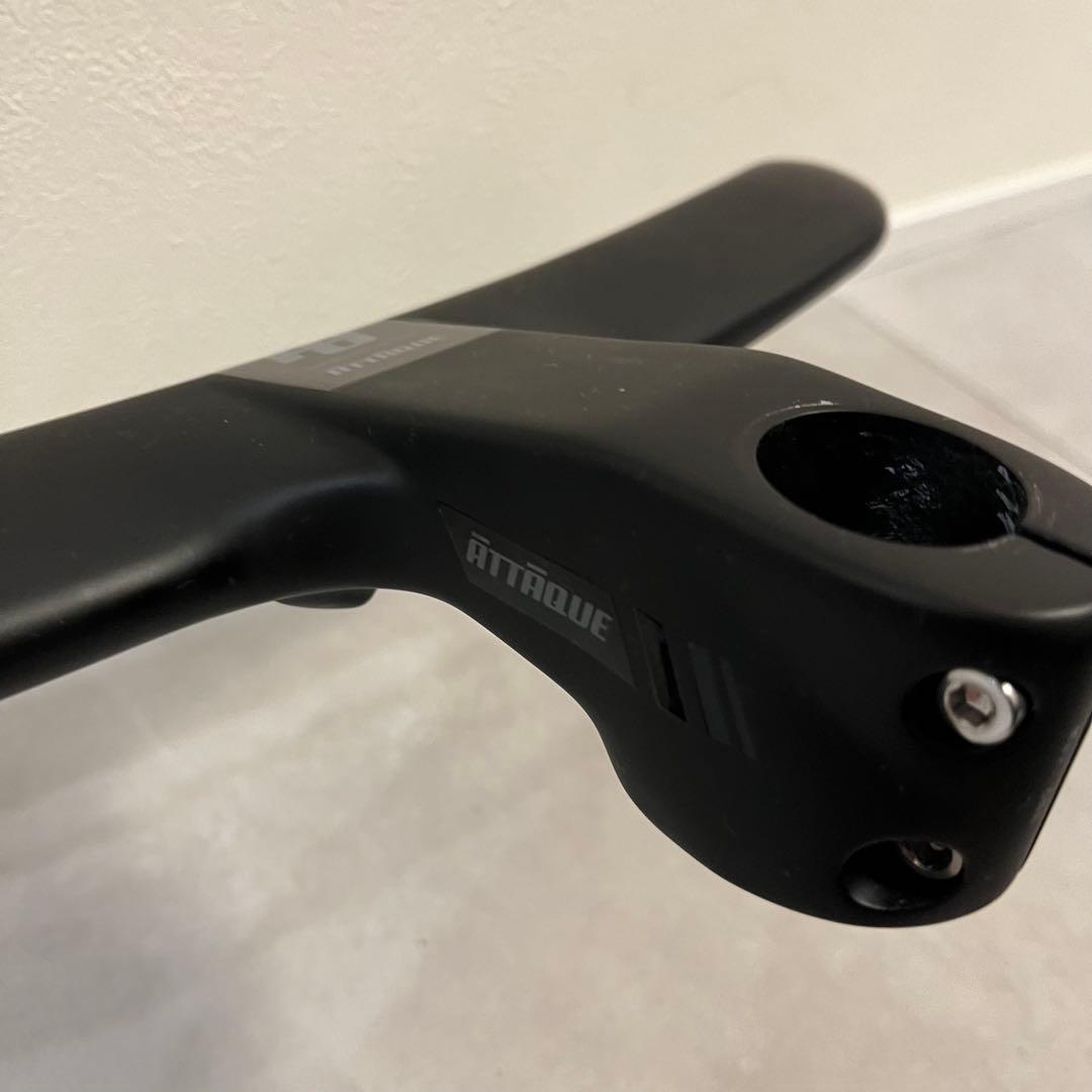 ATTAQUE ステム一体型カーボンハンドル GUST完成車取り外し品
