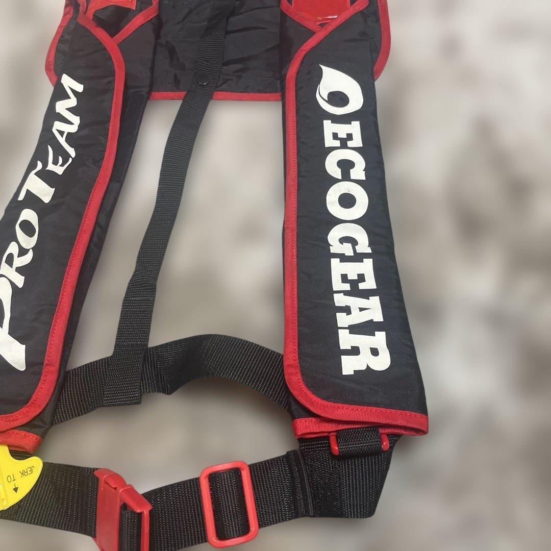 美品✨ECOGEAR インフレータブル（膨張式）ライフジャケット