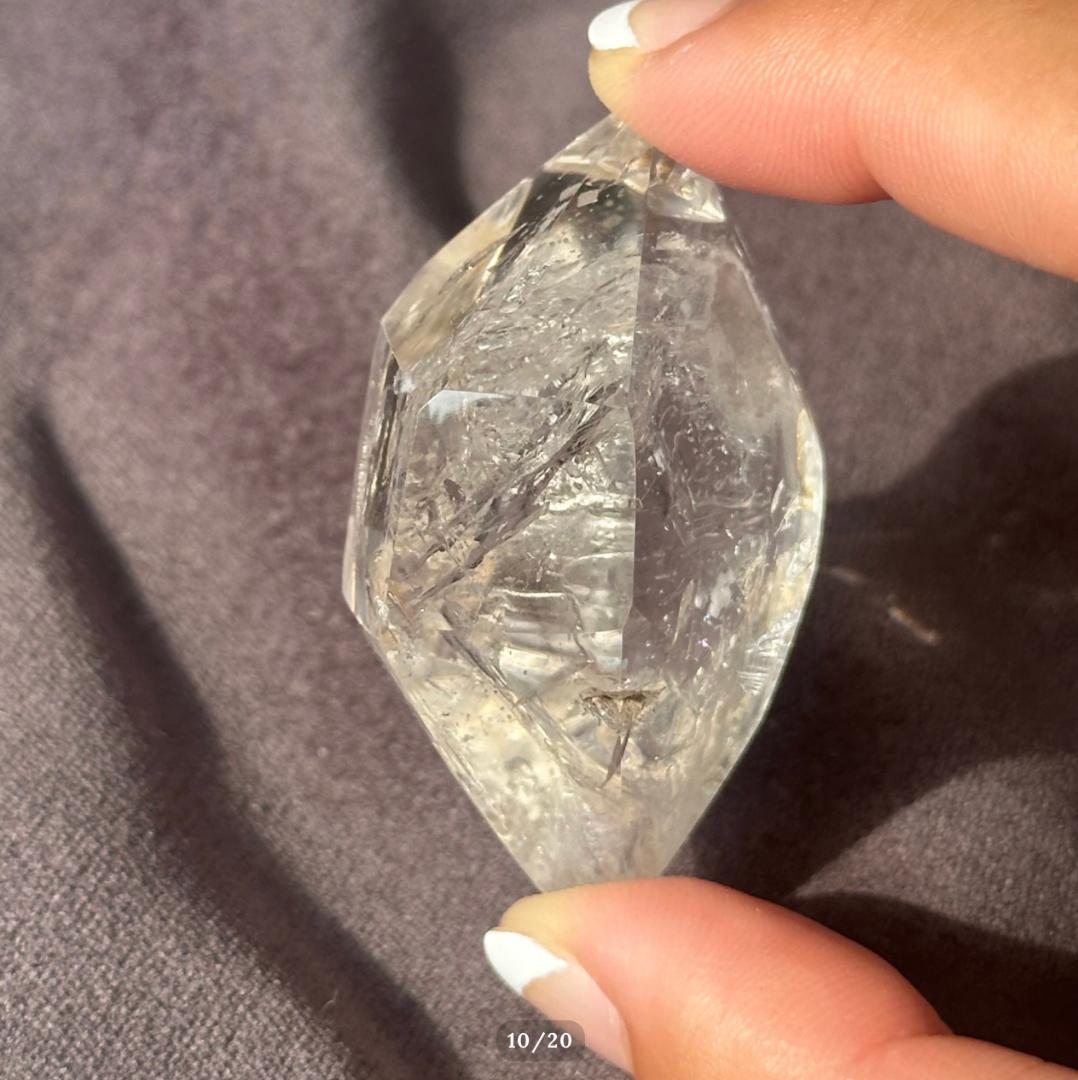 【水入り 水晶】ダブル ポイント エンハイドロ クォーツ