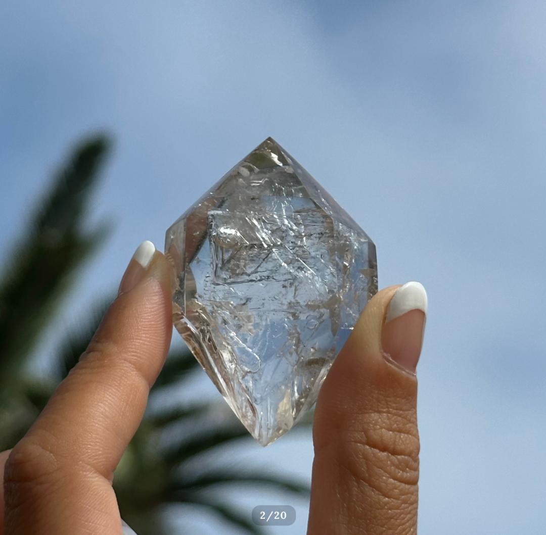 【水入り 水晶】ダブル ポイント エンハイドロ クォーツ