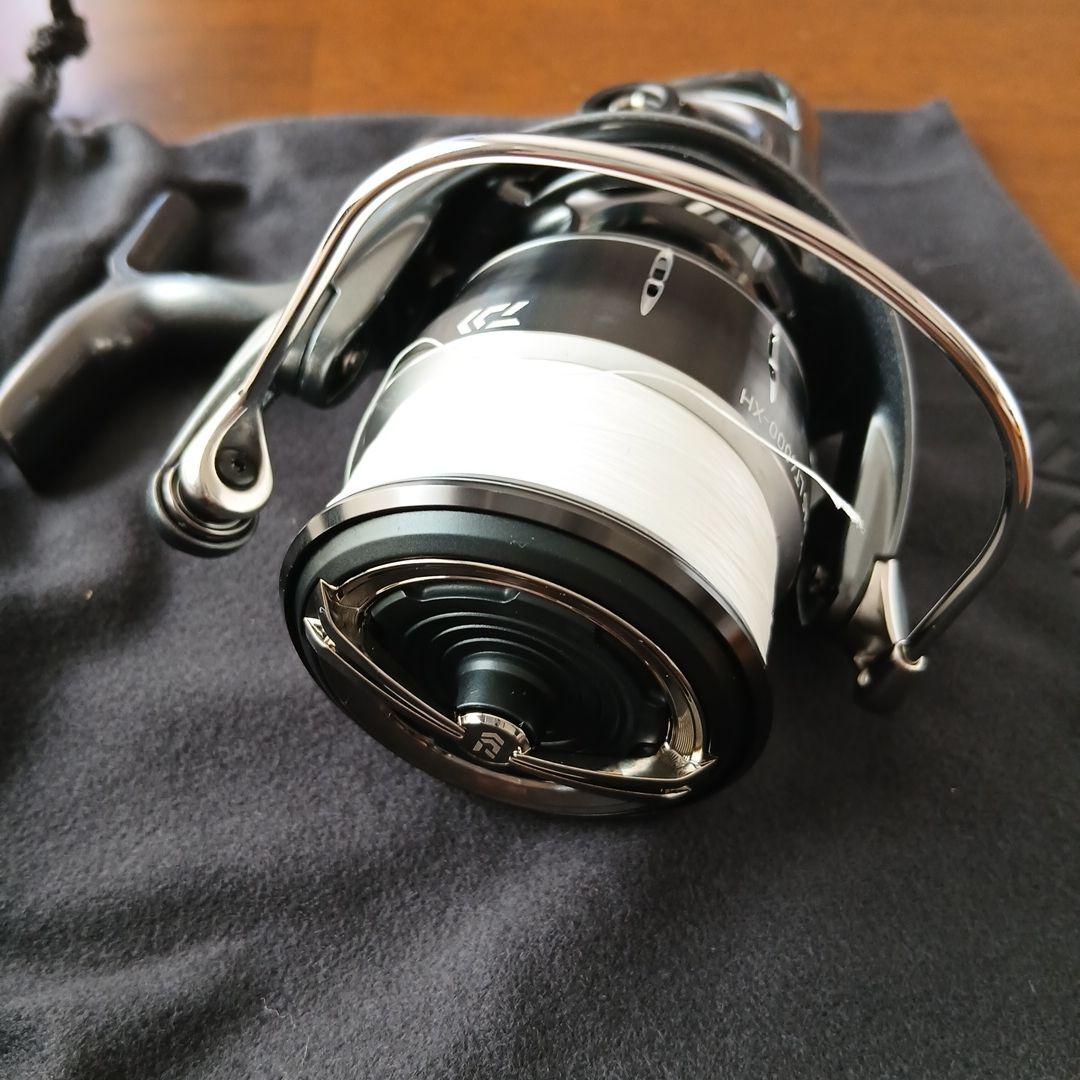 DAIWA LUVIAS LT4000-XH スピニングリール
