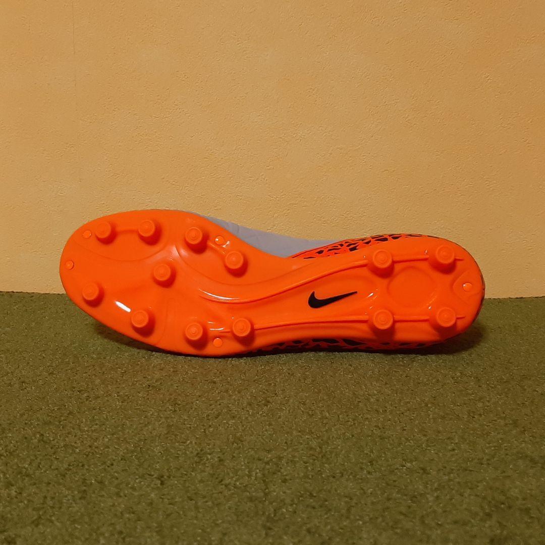 新品 サッカースパイク ナイキ ハイパーヴェノム 廃盤 激レア 27.0cm