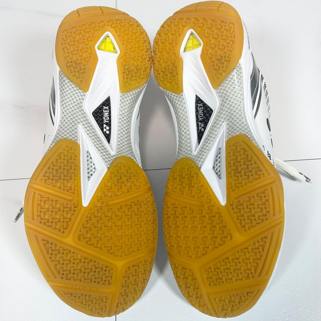 美品❗️YONEX SHB65Z3W パワークッション65Z バドミントンシューズ
