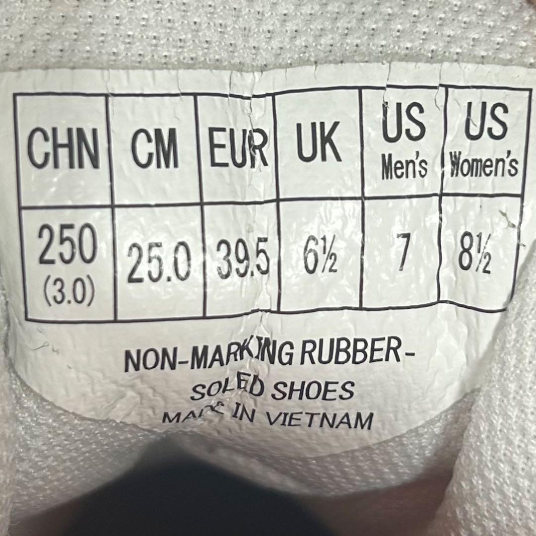 美品❗️YONEX SHB65Z3W パワークッション65Z バドミントンシューズ