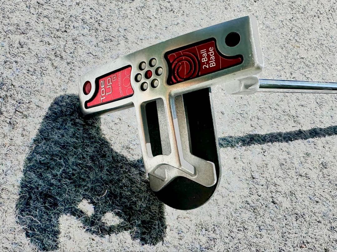オデッセイ Toe Up i 2-BALL BLADE トゥアップ