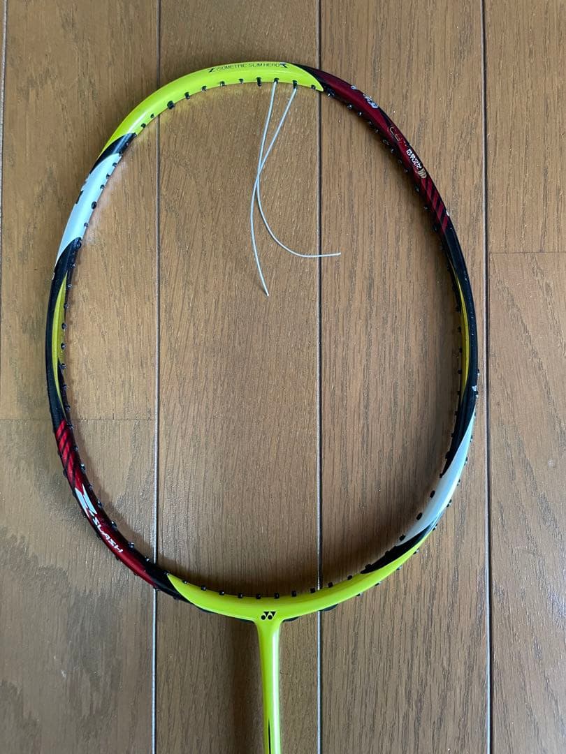 YONEXアークセイバーZスラッシュ