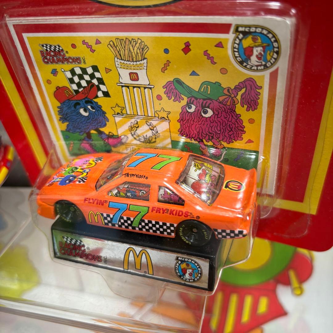 ポップマート モーリー スカルパンダ 車 ホットウィール フィギュア アメトイ