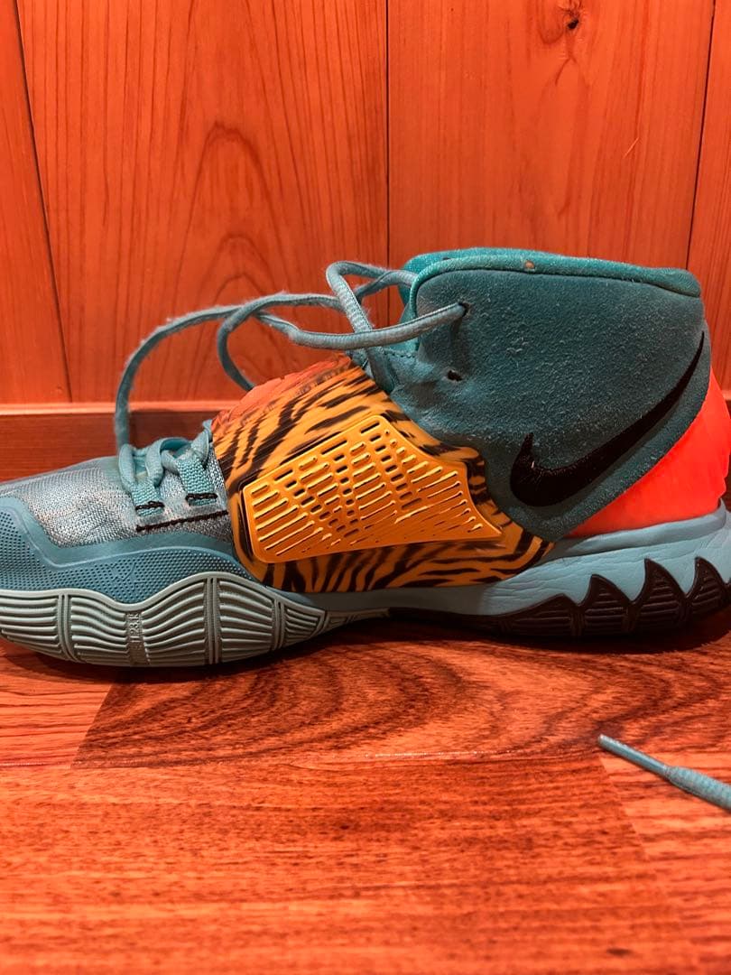 Nike Kyrie 6バスケットシューズ
