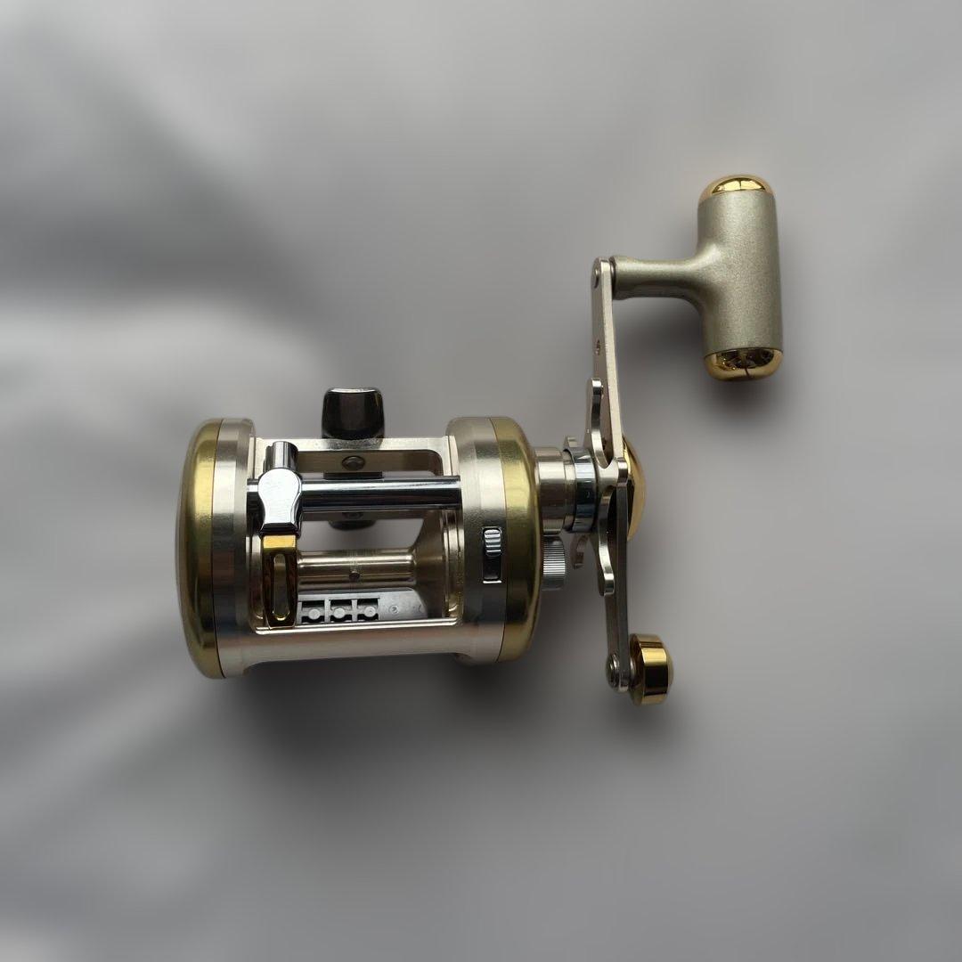 Daiwa CV-Z300F 両軸リール ベイトリール　袋 取扱説明書付き