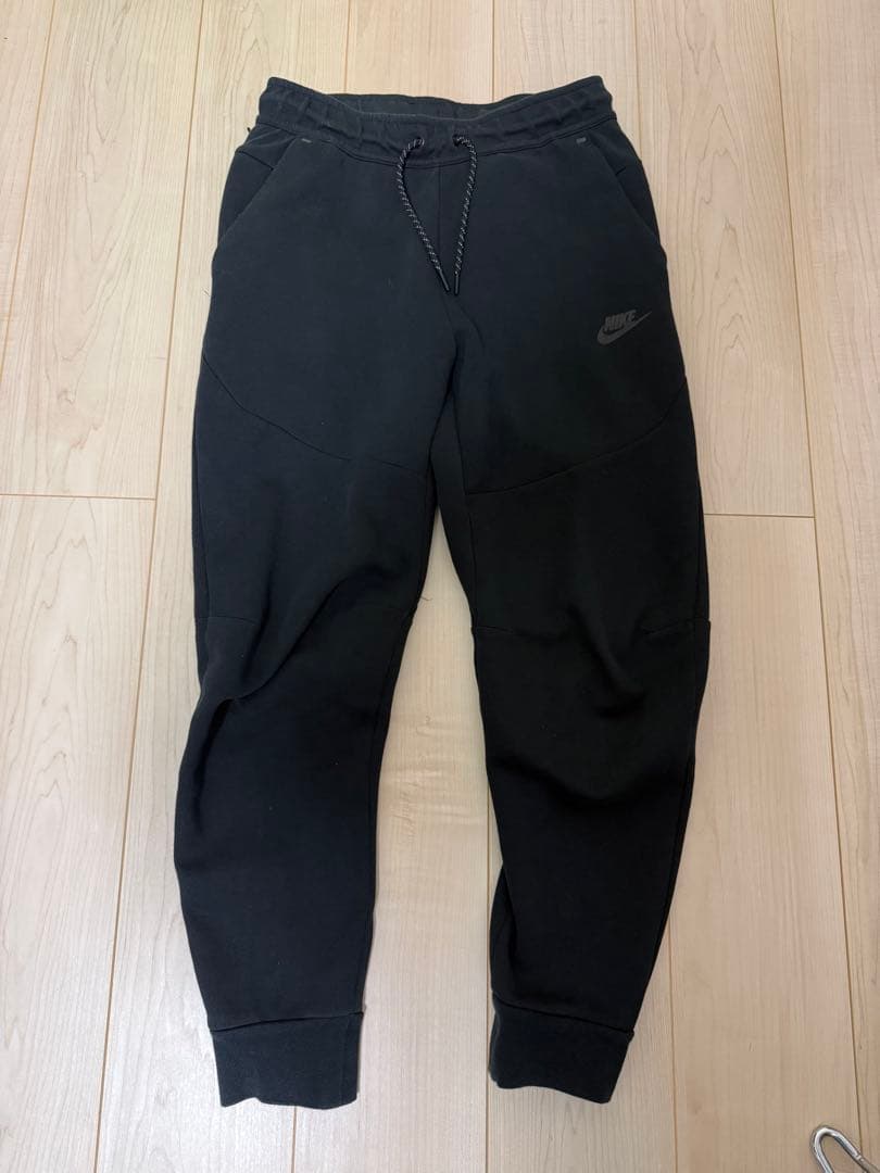 NIKE テックフリース　セットアップ　上M 下Ｓ ブラック
