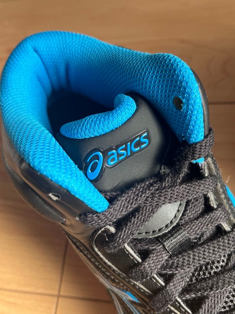 【新品未使用】asics GELPRIMESHOT SP3 24.5cm