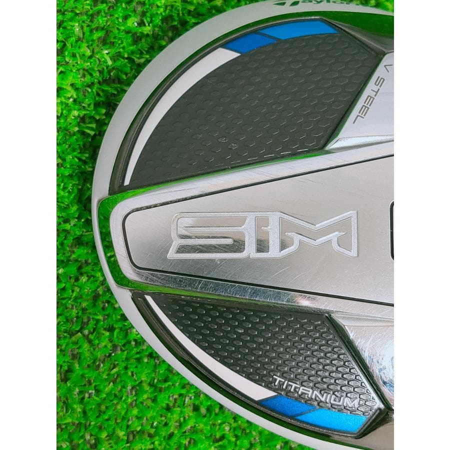 テーラー シム フェアウェイ 3W！ SIM FW 15度。スプーン カバー付