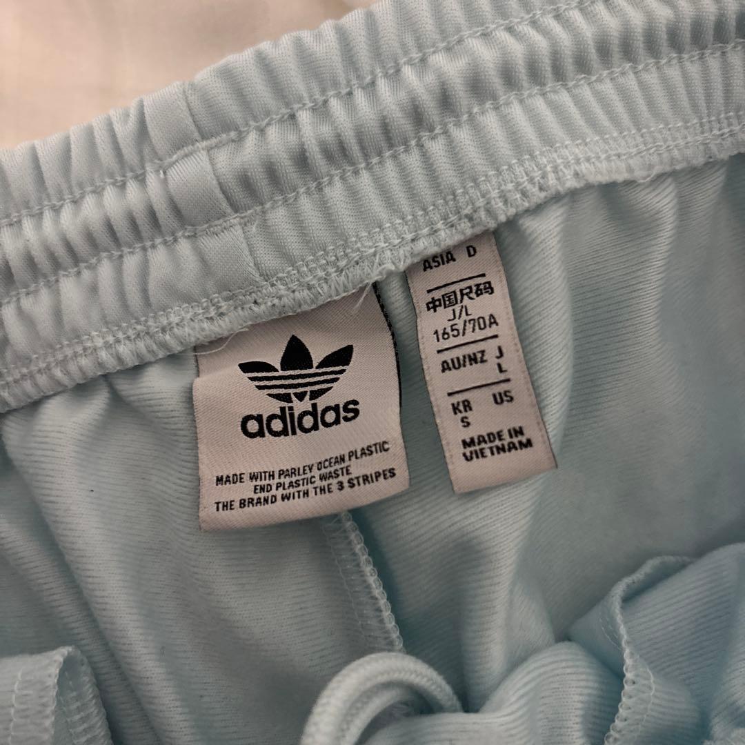 adidas ライトブルー ジャージ