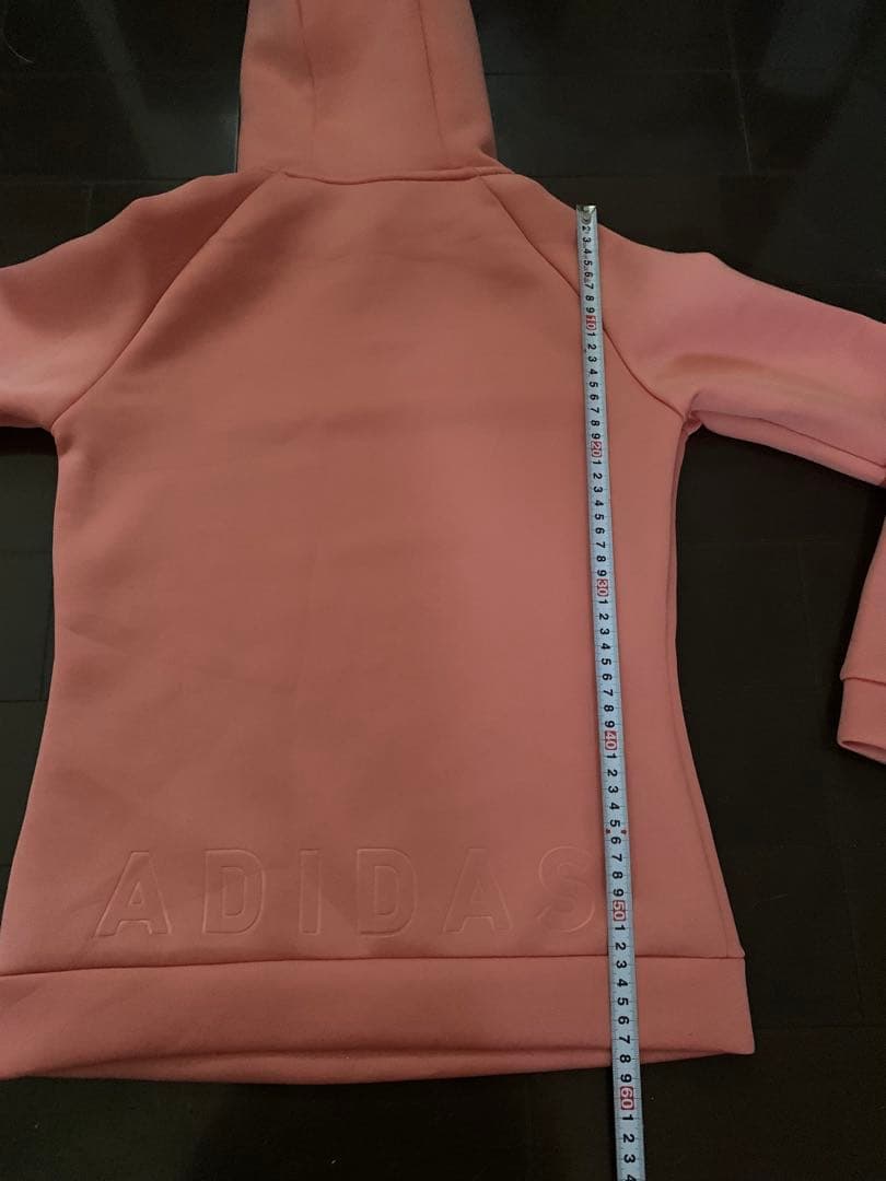 adidas ゴルフ ダンボールニット＆スカート　セットアップ　サーモンピンク