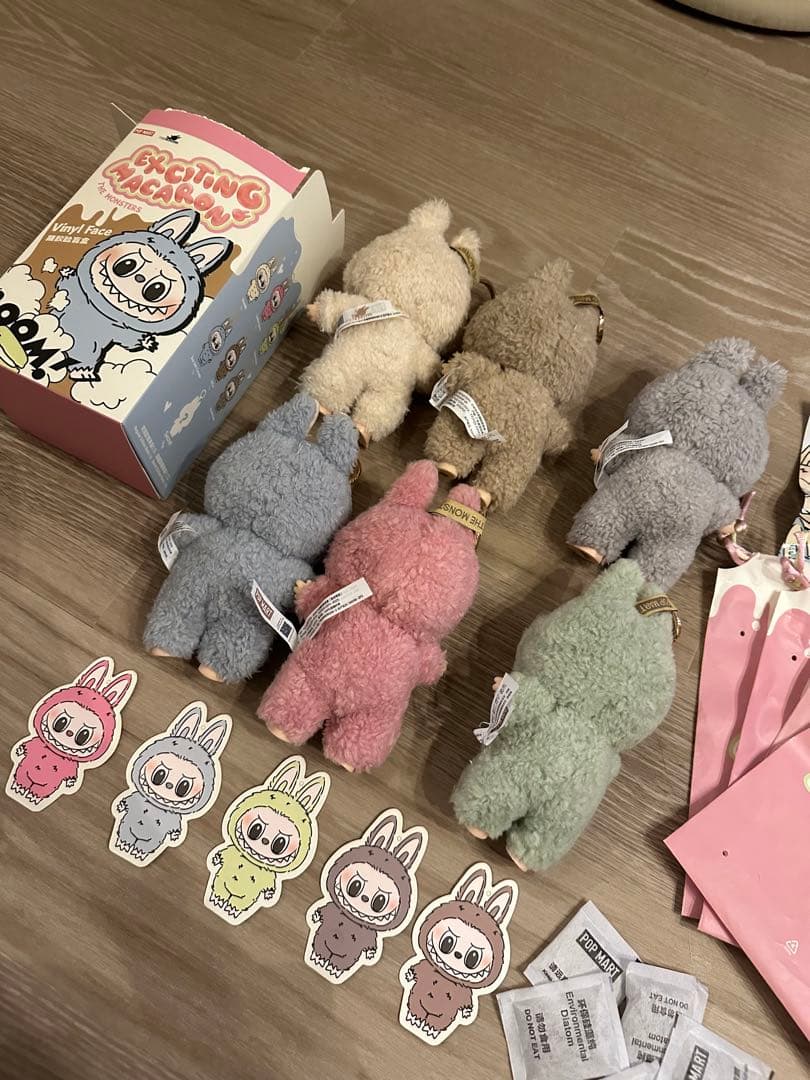 美品　POP MART ラブブ マカロン 6体セット 正規品