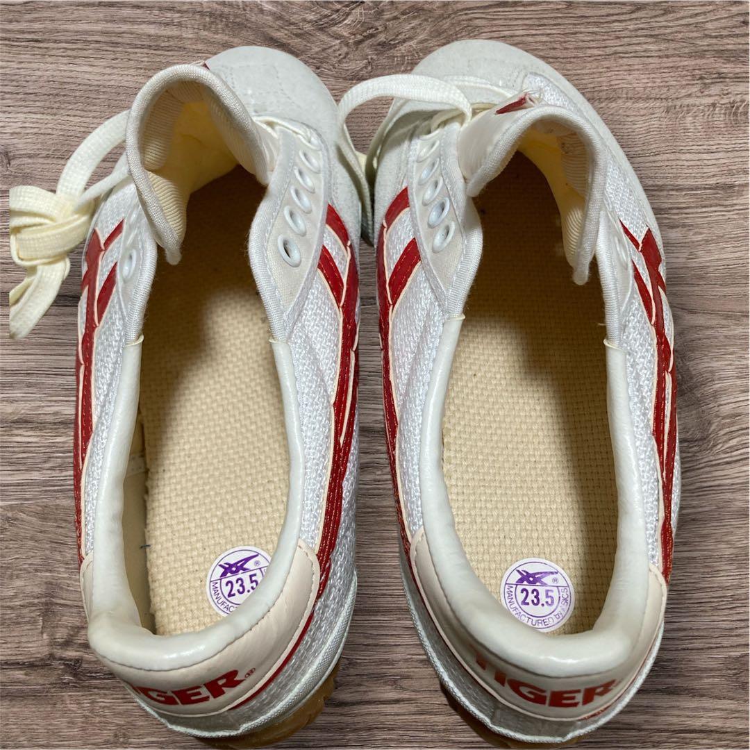 【希少・新品】asics アシックス バレーボールシューズ TVR115