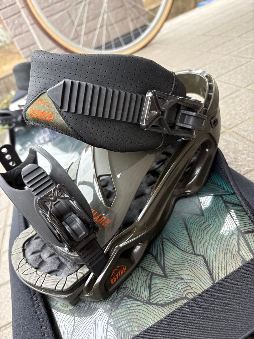 Salomon スノーボード ビンディング カバー付き