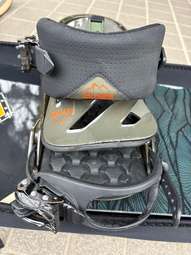Salomon スノーボード ビンディング カバー付き