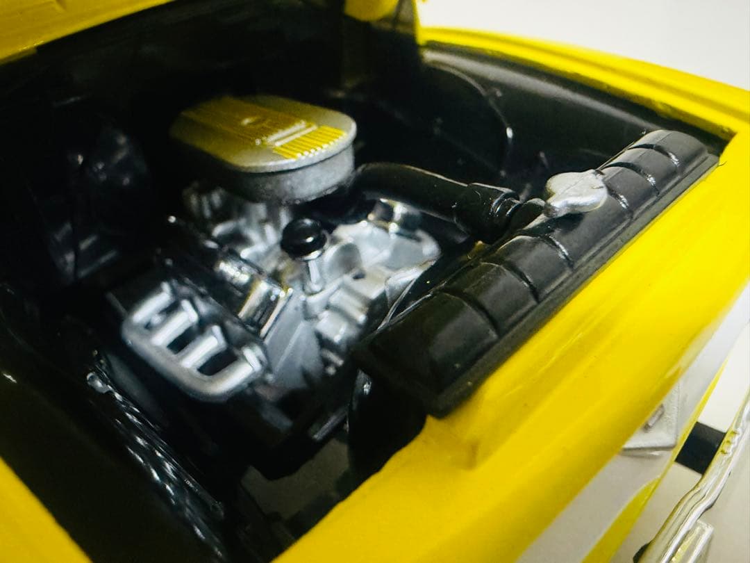 アーテル/'56 Fordフォード PickUpピックアップ アメグラ 1/18