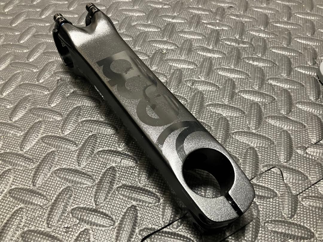 Deda SUPERBOX ステム　160mm 82°（8°）