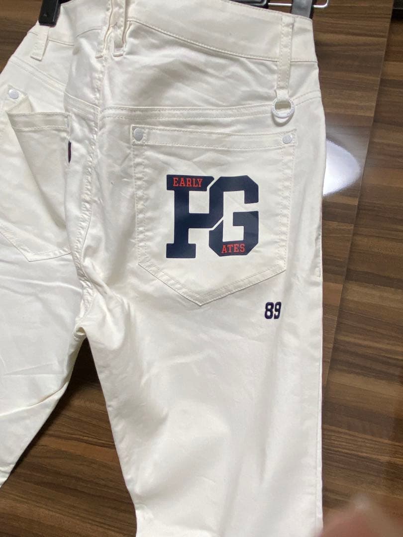 パーリーゲーツPG 89 ホワイトフレアパンツ
