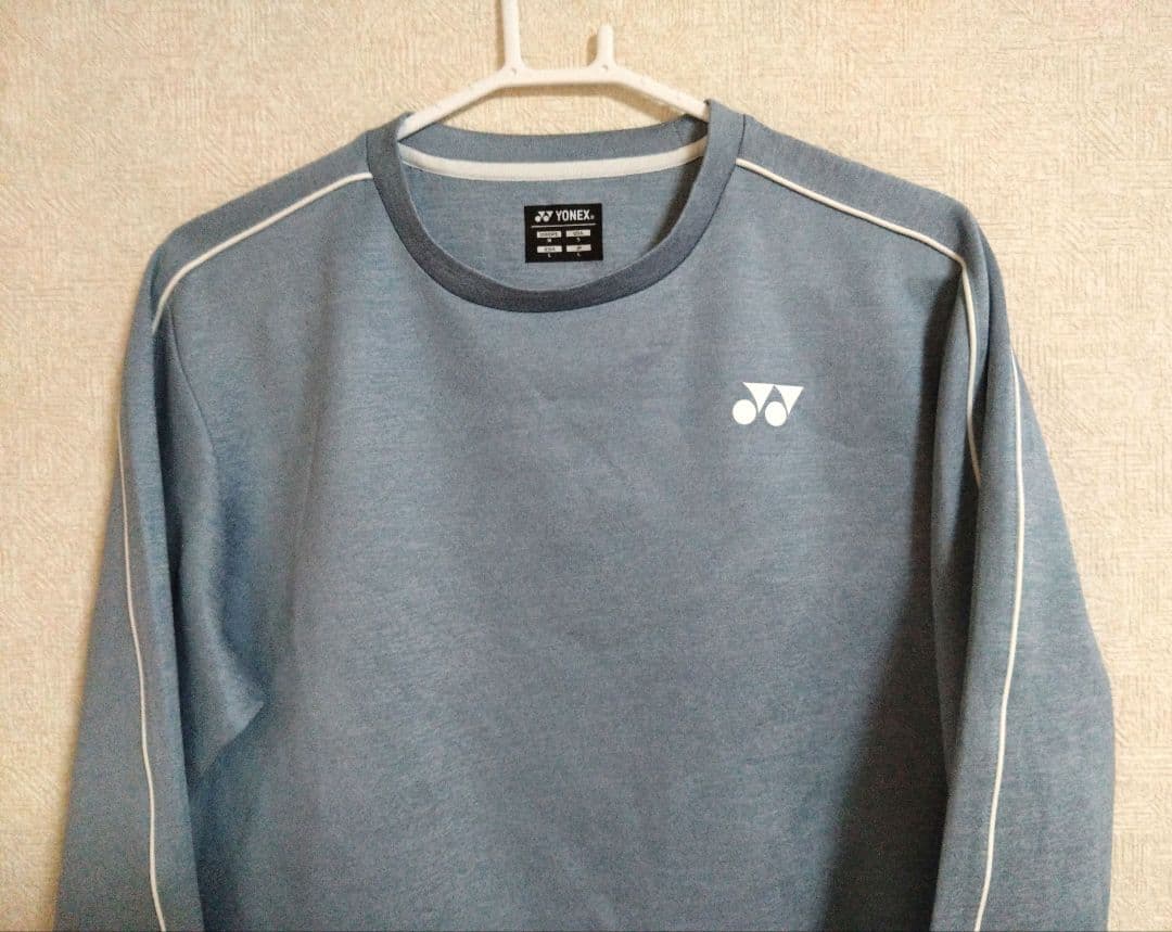 YONEXヨネックス シルバー系トレーナー
