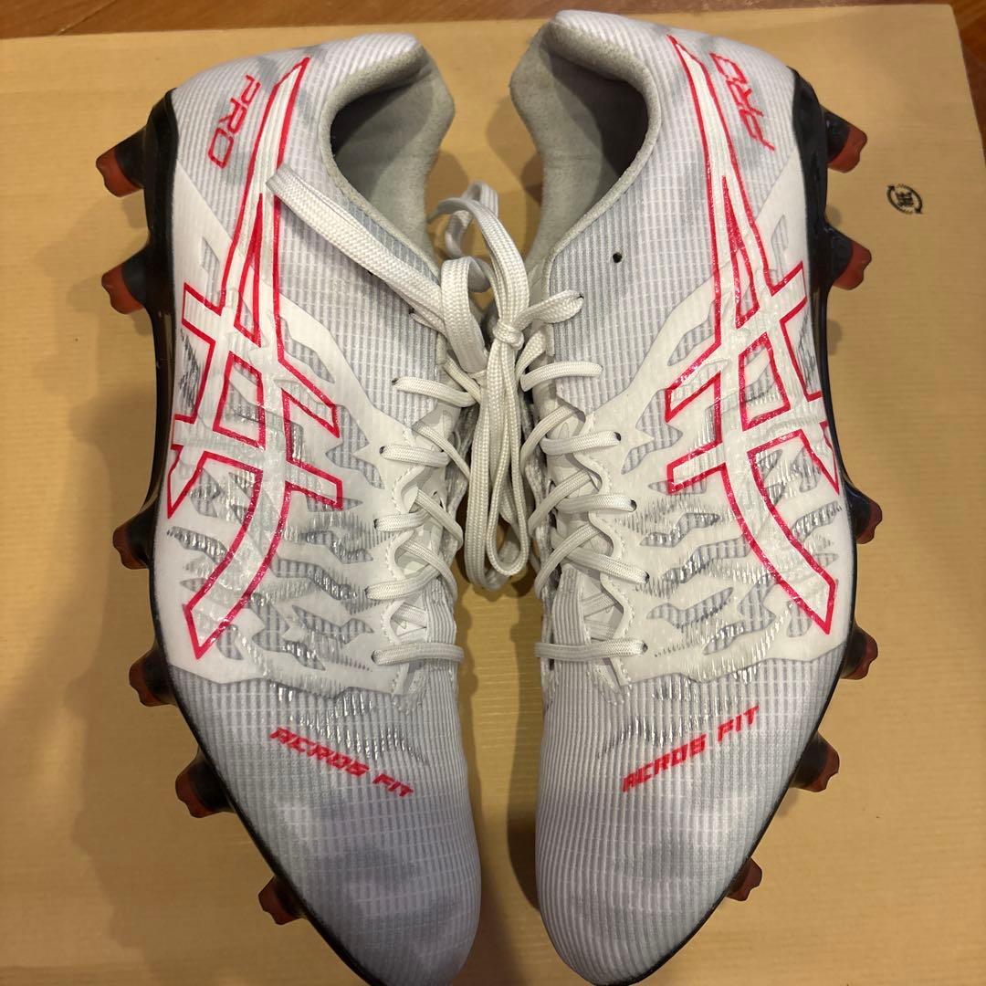 asicsDSLIGHTACROSPRO 3 26.5定価 21000円値下げ可