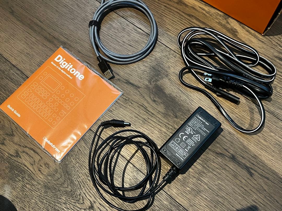 Elektron Digitone シンセサイザー 箱+有料プリセット8種付き