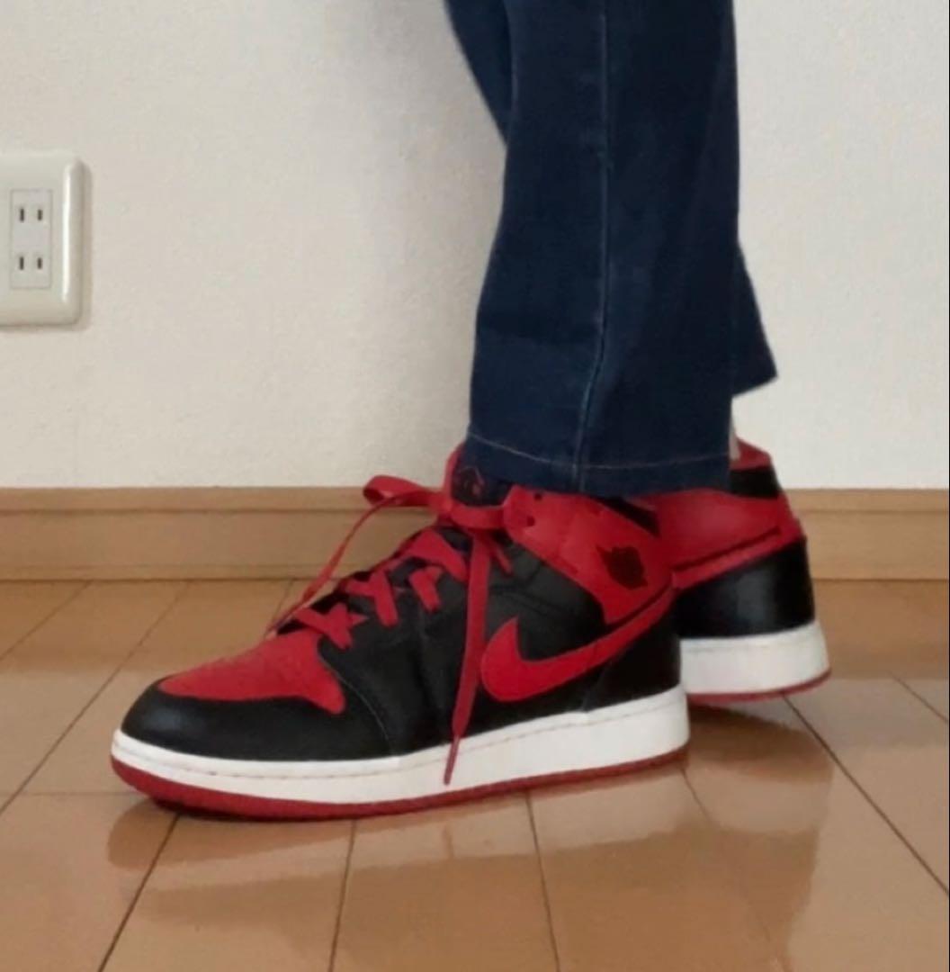 ナイキ NIKE エアジョーダン バッシュ ブラック レッド 24.5cm