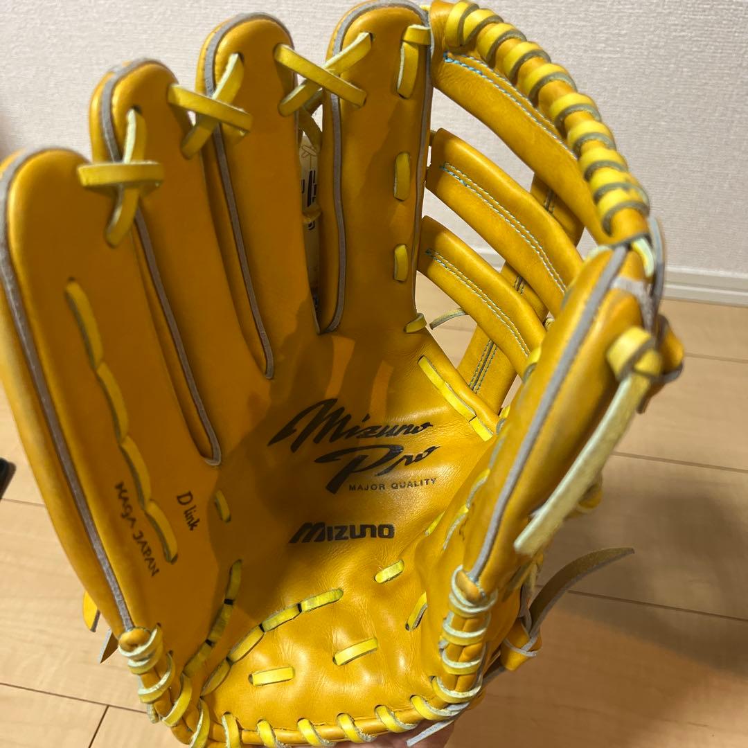 新品未使用　ミズノプロ　硬式　左投げ　外野手　型付け済み