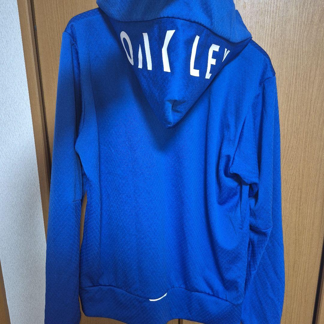 Oakley (オークリー)フルジップジャケット 青