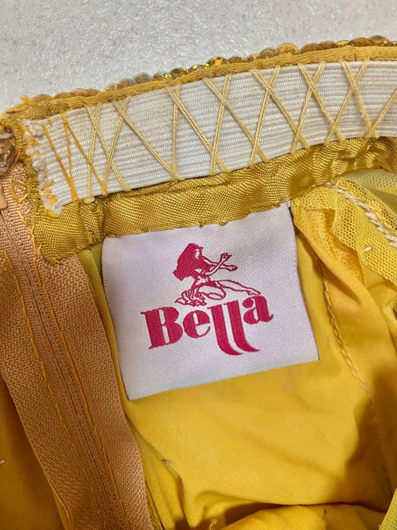 トルコのベラ本店で購入の一点物！ベリーダンス衣装Bellaゴールド×黄緑花柄
