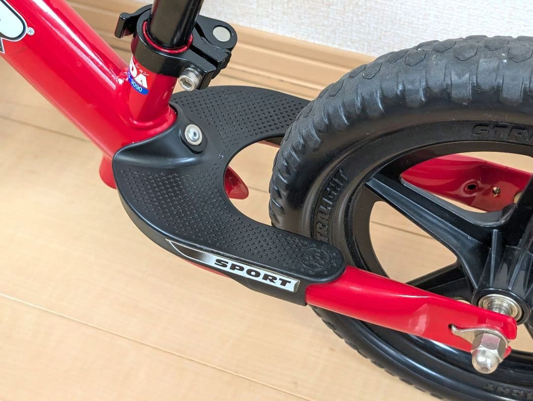 【美品】STRIDER 12 ストライダー バランスバイク 12インチ レッド