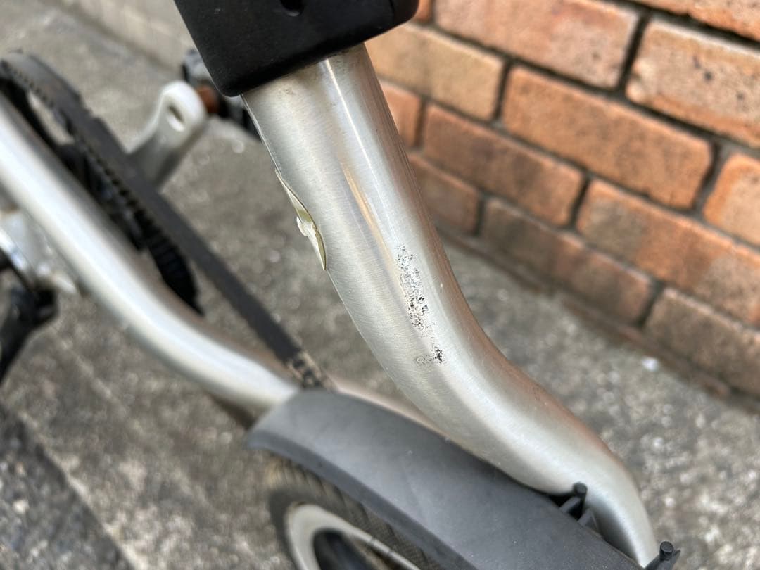 STRiDA 5.0 送料込みです。 アルミフレーム ディスクブレーキ搭載。