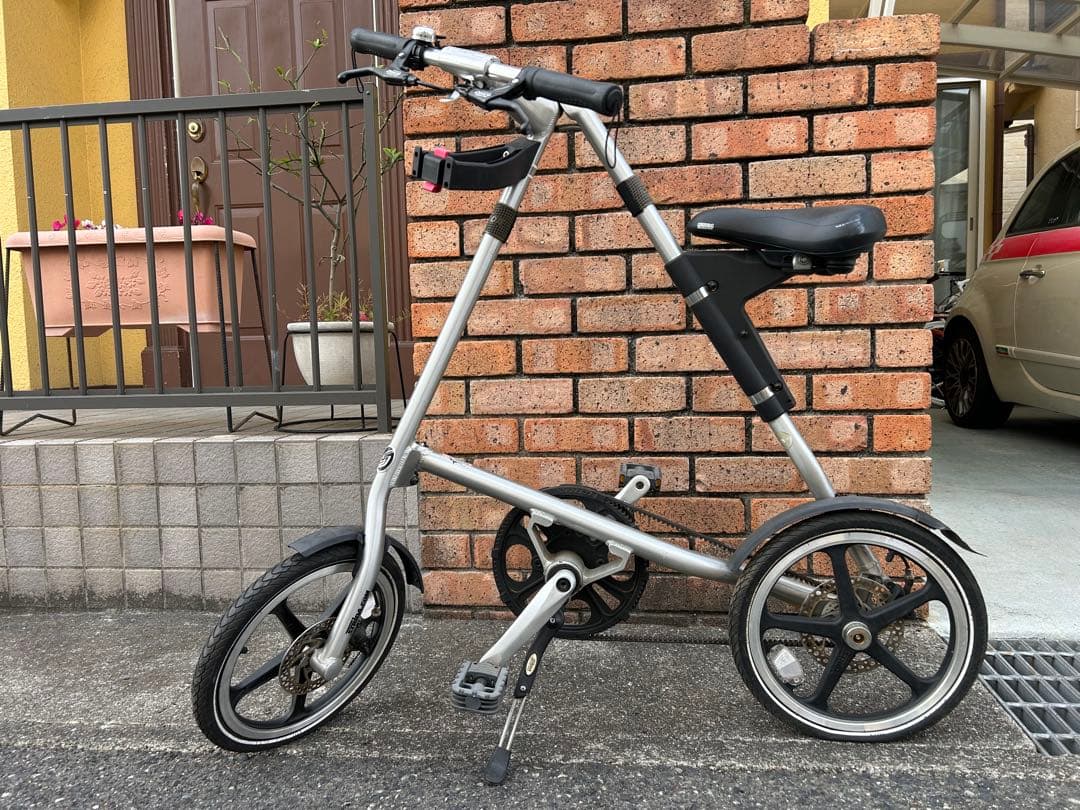STRiDA 5.0 送料込みです。 アルミフレーム ディスクブレーキ搭載。