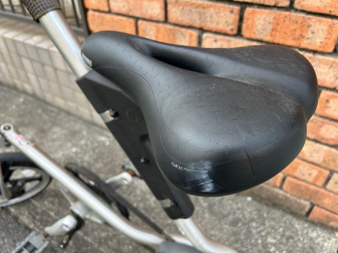 STRiDA 5.0 送料込みです。 アルミフレーム ディスクブレーキ搭載。