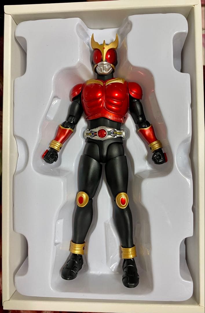 S.H.Figuarts 仮面ライダークウガ マイティフォーム ディケイドver