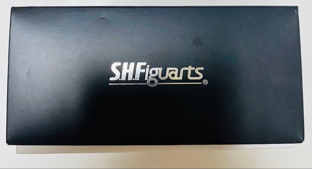 S.H.Figuarts 仮面ライダークウガ マイティフォーム ディケイドver