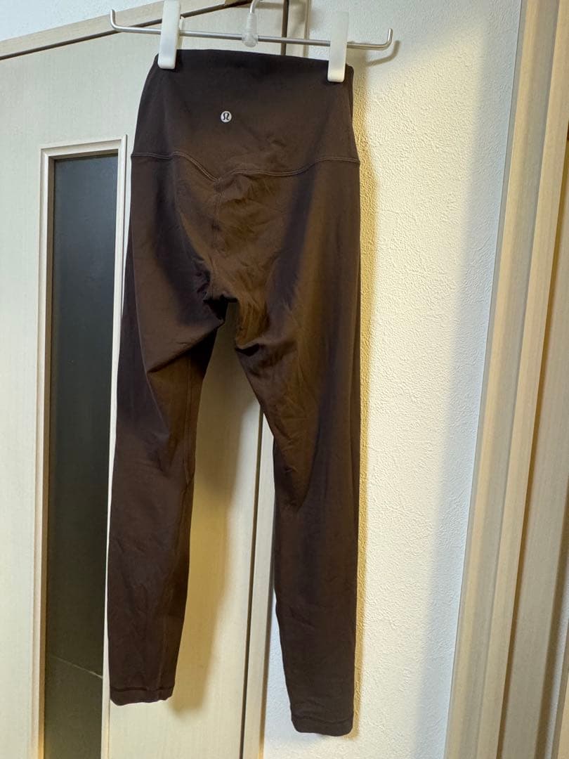 lululemon mサイズ　スーパーハイライズ